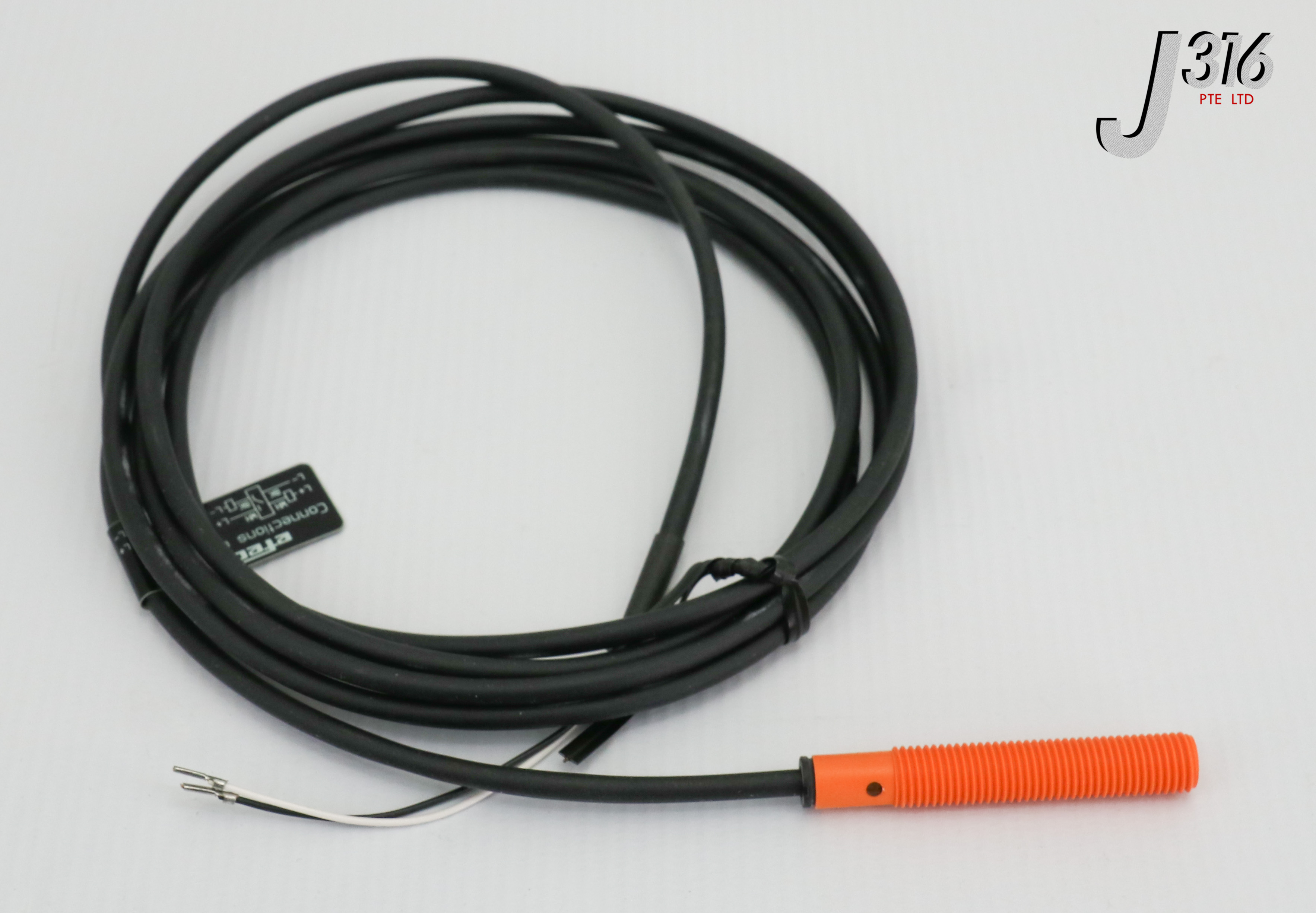 21469 IFM ELECTRONIC IE5202 INDUCTIVE SENSOR (NEW) IE-2002-FROG | eBay